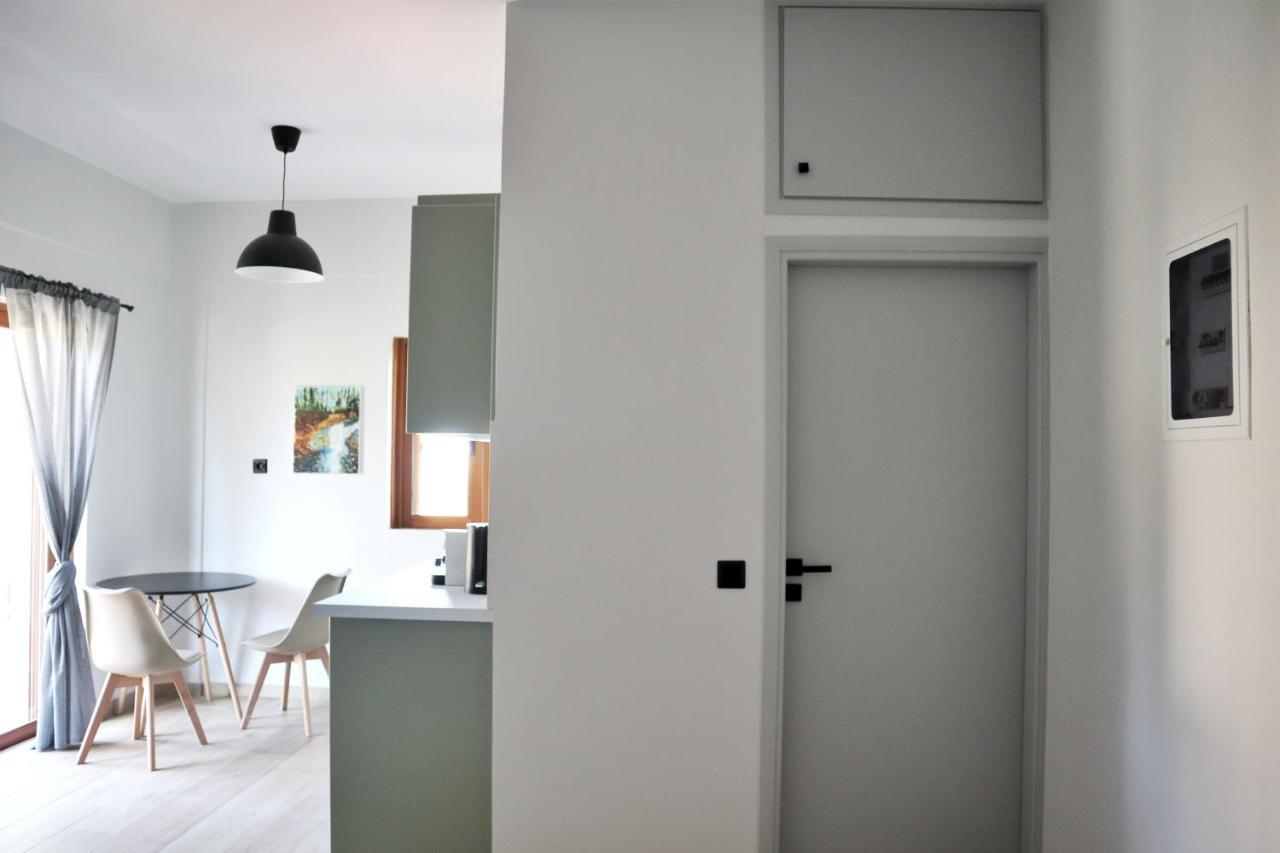 Elea Apartment *
