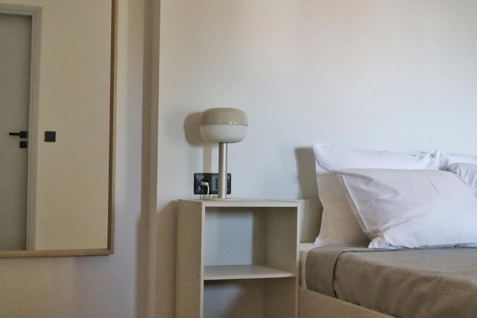 Elea Apartment *